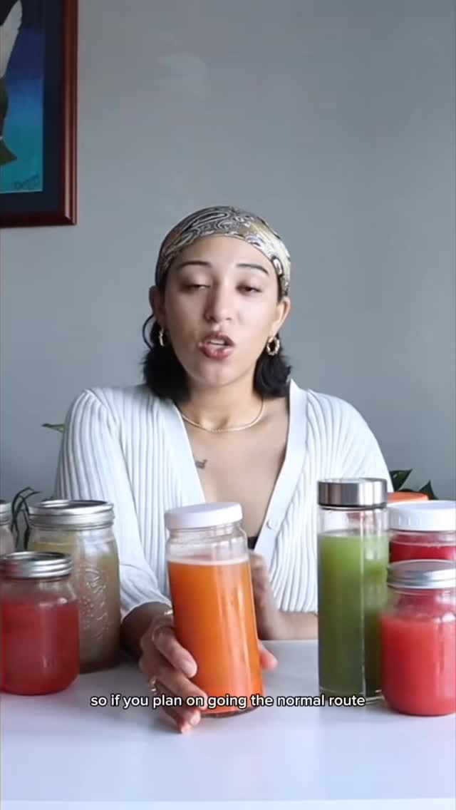 Important tips for storing your fresh juice 💚. 

Of course the quality of the juice over those 72 hours will also depend on your juicer‼️ and the method of extraction. I use the Nama J2 which you can find linked in my bio. Discount code: CAIRA10 for $60 off.

Note: The jars in this video were stored in the freezer which is why they are NOT filled to the top. 

🌱 Follow @thatcolevegan for more juicing for beginners tips!
.
.
.
#juicing #juicingforbeginners #juicingtips #healthyhabitsmatter #namaj2
