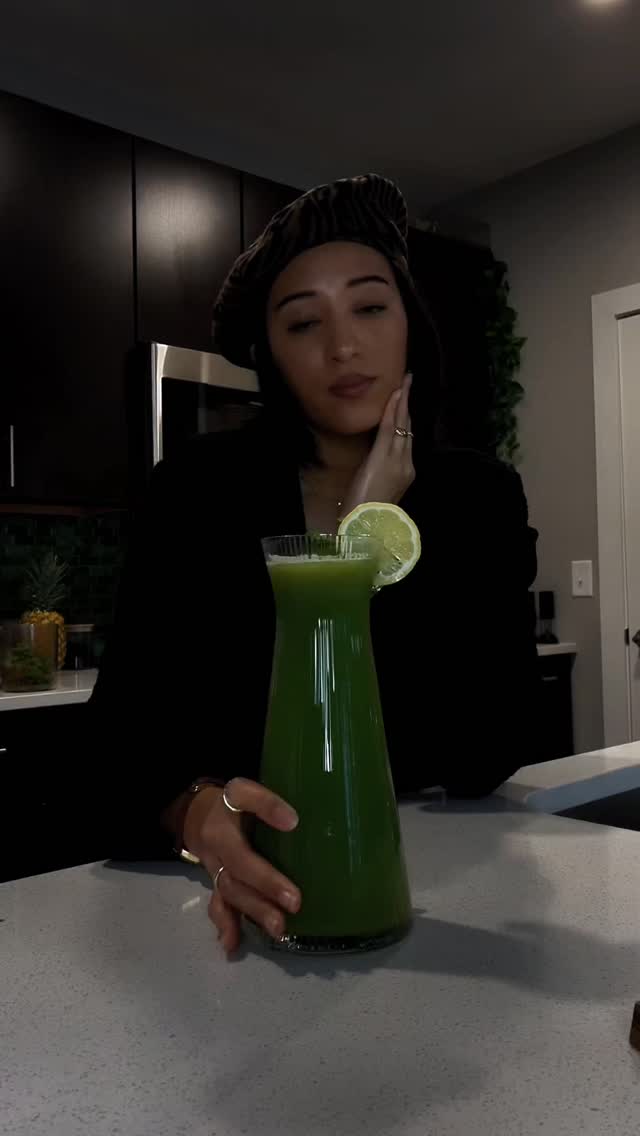 Cole Sips Ep: 1 🌹 just a juice and a jam. A little soft light, fresh green juice, and Teddy P today. Full video on YouTube @ Cole’d N Delicious (linked in bio). 

✨ Recipe (roughly 36oz)
- 1.5 Bunches Romaine
- 2 English Cucumbers
- 2 Pears
- 1 Gala Apple
- 1/4 - 1/2 Lemon
- ~ 6 Mint Leaves
- 6 - 8 oz Coconut Water 

🌱 Made in my Nama J2 juicer, linked in bio. Use discount code CAIRA10 to save.

Be sure to follow @thatcolevegan for the next episode of Cole Sips, juice and vegan recipes 🔥. Website coming soon!
.
.
.
#greenjuicerecipe #cozykitchen #blackvegansofig #juicingrecipes #juicingforhealth
